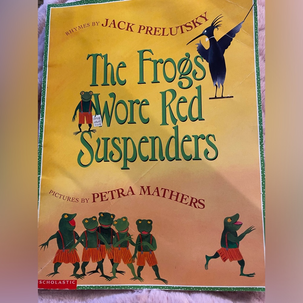 📚2/$10 📚 The Frogs Wore Red Suspenders Book